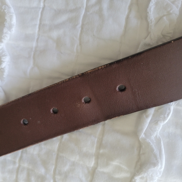 ✨️HOST PICK✨️Carhartt Journeyman Full Grain Leather Belt SIZE 44 Brown EUC - Picture 8 of 10